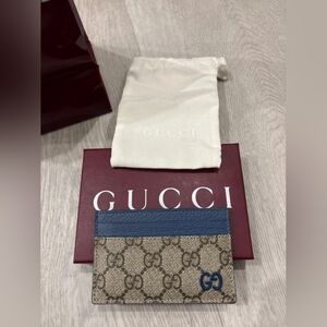 Gucci Blue trim GG card case